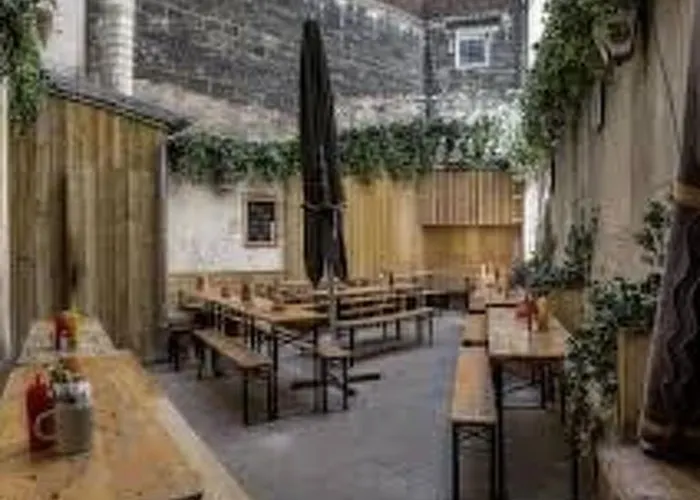 Mit Badezimmer By Interhome Apartman